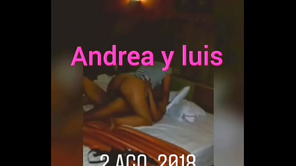 Hotwife y corneador en el hotel